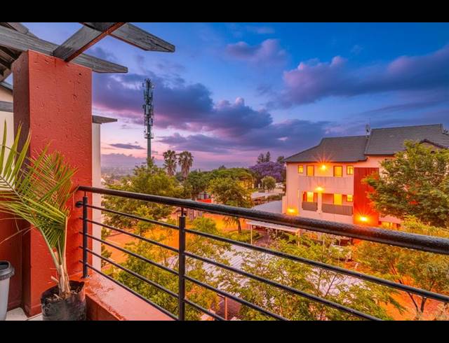 1 BEDROOM APARTMENT FOR SALE IN LONEHILL